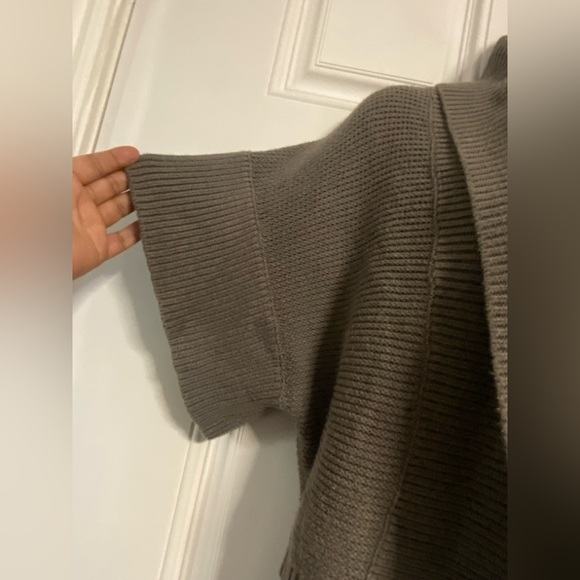 T27a- OLD NAVY Gray Ribbed Knit Open Front Cardigan - Picture 3 of 8